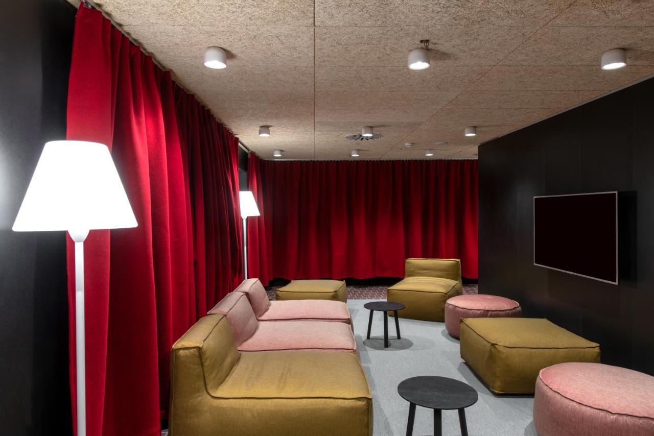 Giovenale Rooms MILANO PORTA LUDOVICA Esterno foto