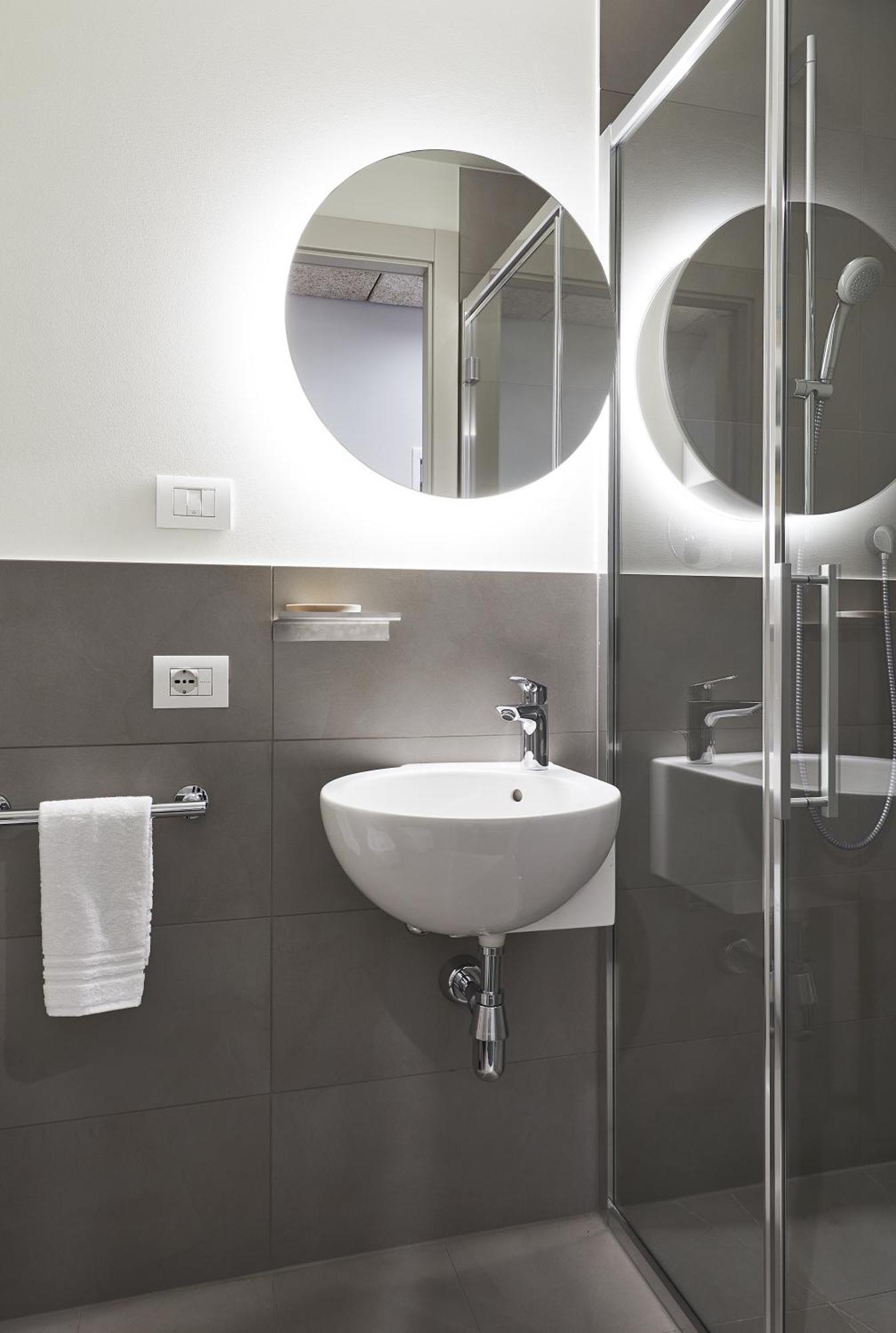 Giovenale Rooms MILANO PORTA LUDOVICA Esterno foto